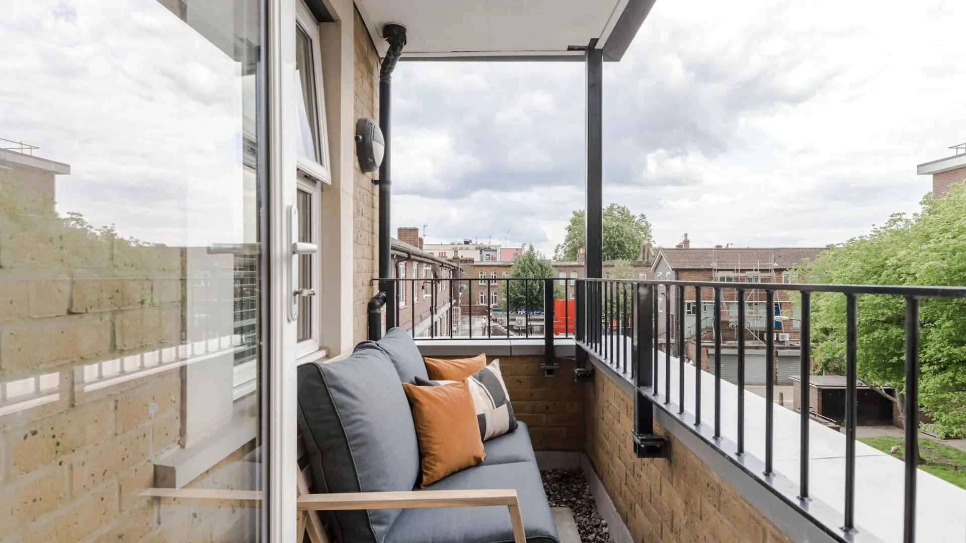 Southwark Serviced Apartments I Your Apartment London